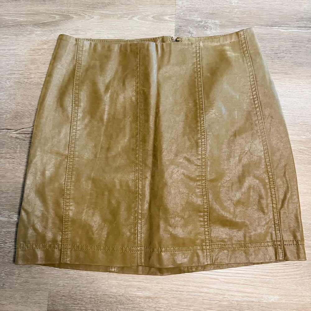 Free People Women's Faux Vegan Green Brown Mini Lined Skirt Size 6